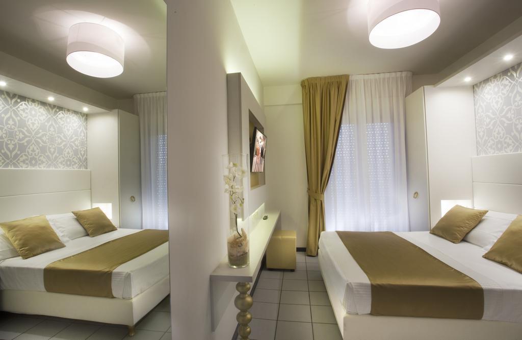 Hotel Ambassador Риччоне Экстерьер фото