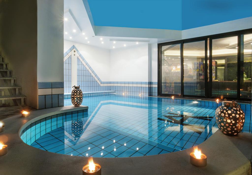 Hotel Ambassador Риччоне Экстерьер фото