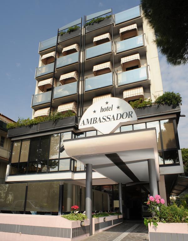 Hotel Ambassador Риччоне Экстерьер фото